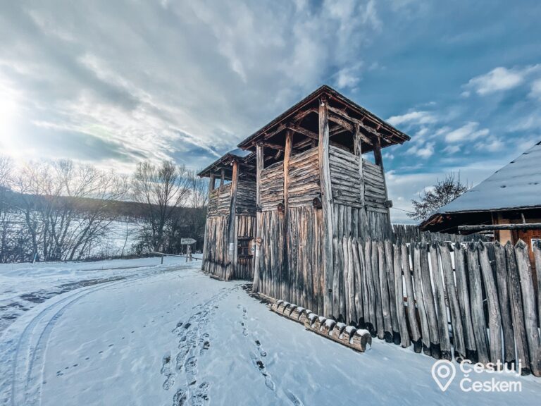 Archeoskanzen Modrá